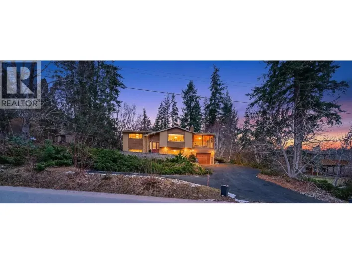 3111 Cedar Drive, Blind Bay