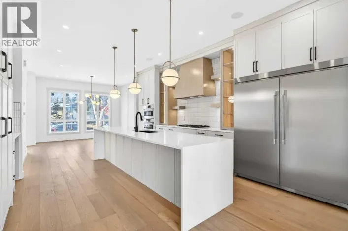 3112 40 Street SW, Calgary