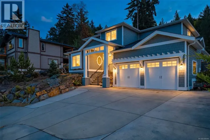3112 Dolphin Dr, Nanoose Bay