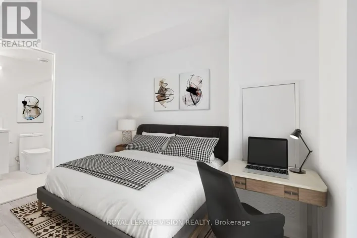 3113 - 230 SIMCOE STREET, Toronto