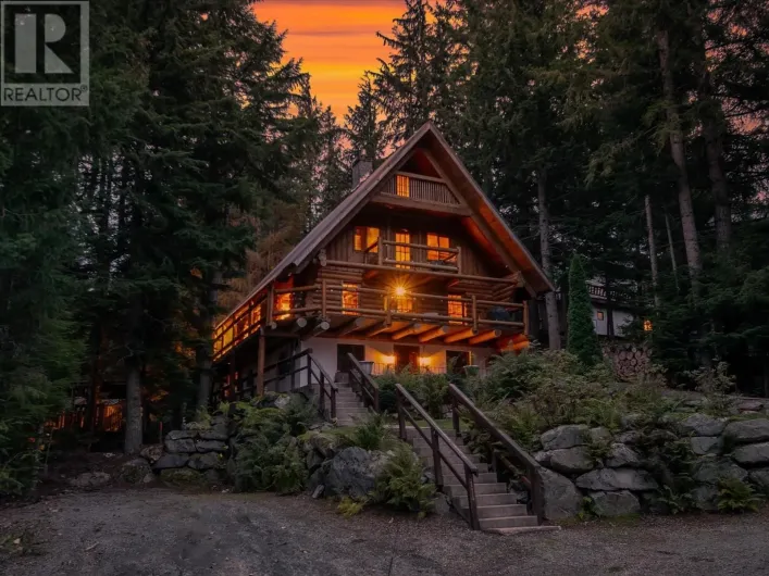 3114 TYROL CRESCENT, Whistler