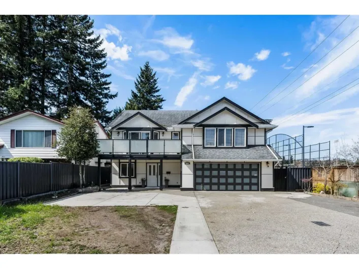 3115 MOUAT DRIVE, Abbotsford