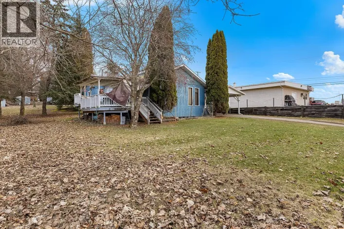 3116 3 Highway, Erickson