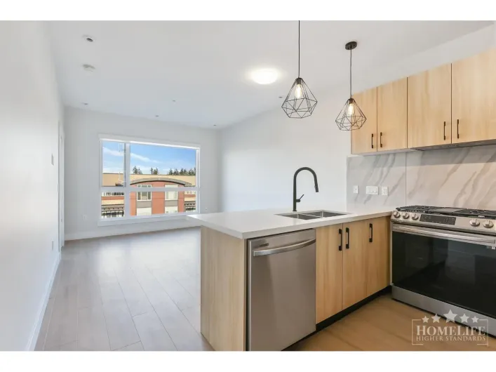 312 14858 60 AVENUE, Surrey