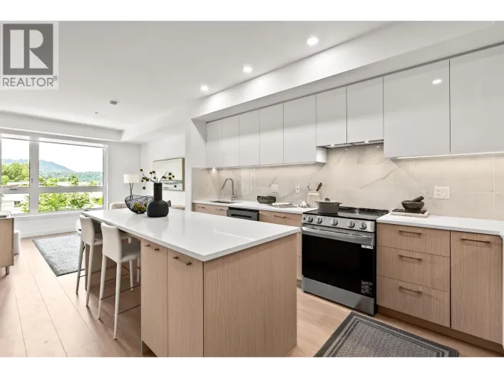 312 150 JAMES ROAD, Port Moody
