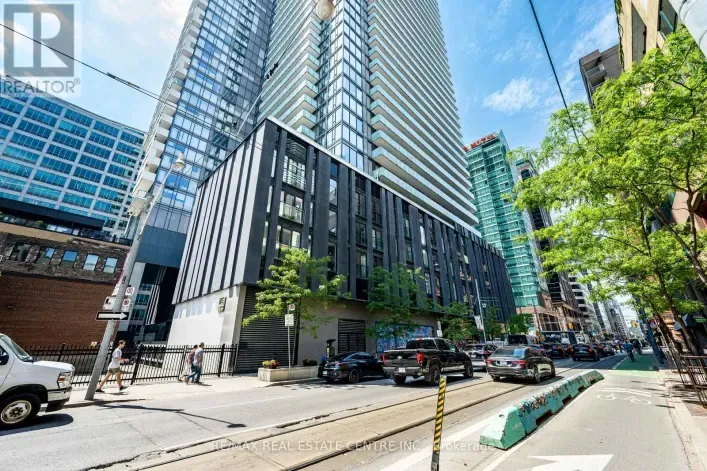 Apartment for sale: 312 - 25 RICHMOND STREET E, Toronto
