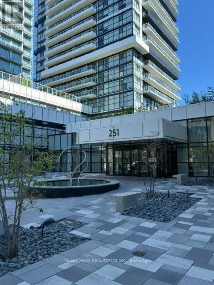 312 - 251 MANITOBA STREET, Toronto