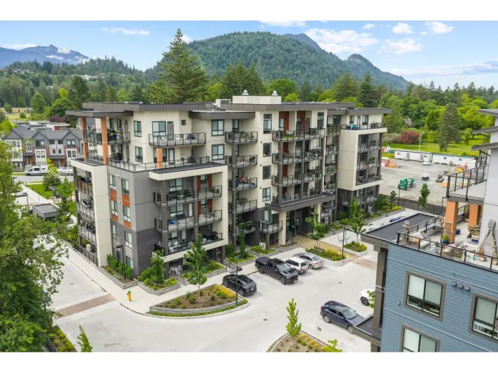 312 45505 CAMPUS DRIVE|Garrison Crossing, Chilliwack