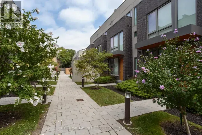 Row / Townhouse for sale: 312 - 46 CURZON STREET, Toronto