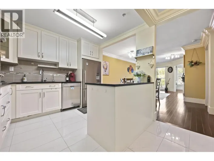 312 5723 COLLINGWOOD STREET, Vancouver