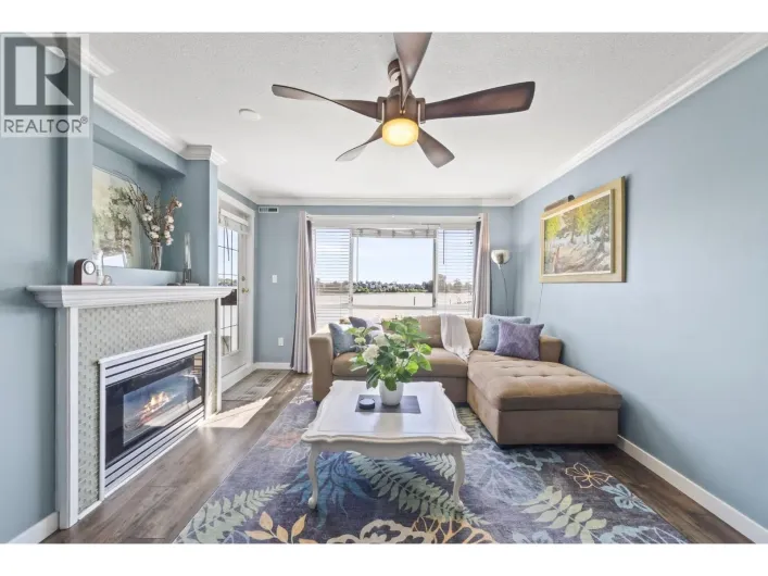 312 6 RENAISSANCE SQUARE, New Westminster