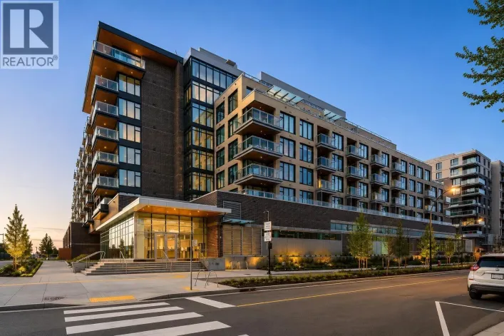 312 755 HARBOURSIDE DRIVE, North Vancouver