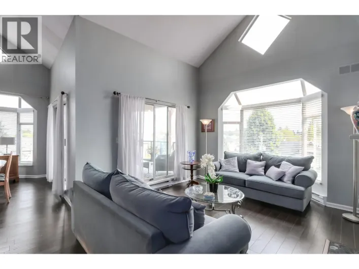 312 7633 ST. ALBANS ROAD, Richmond