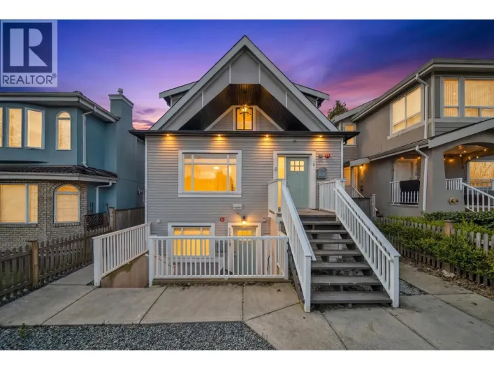 3128 KINGS AVENUE, Vancouver