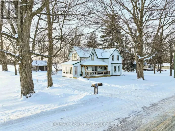 312895 DEREHAM LINE, South-West Oxford