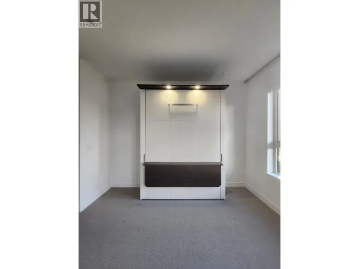 313 111 E 3RD STREET, North Vancouver