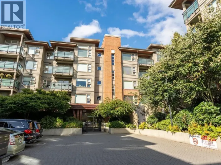 313 1677 LLOYD AVENUE, North Vancouver