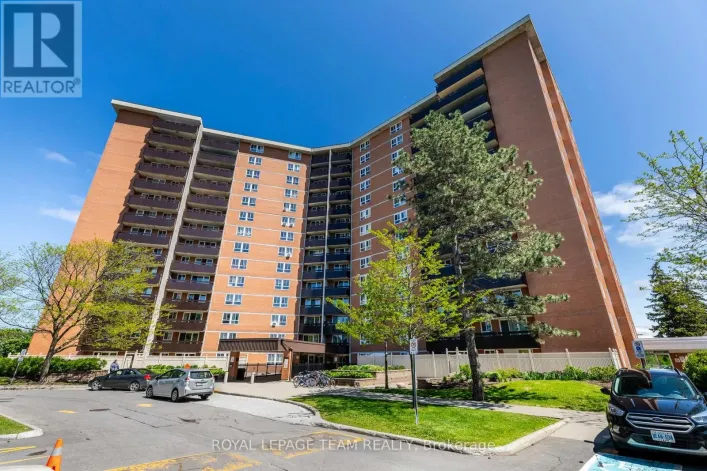 313 - 2020 JASMINE CRESCENT, Ottawa