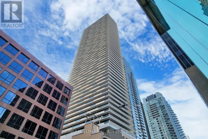 313 - 2221 YONGE STREET, Toronto