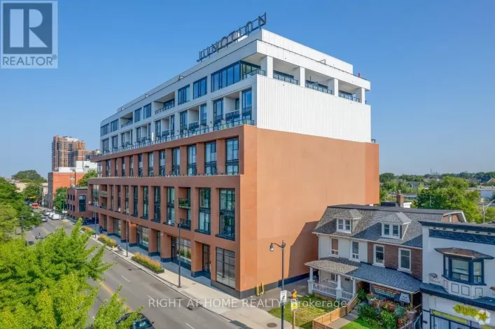 313 - 2720 DUNDAS STREET W, Toronto