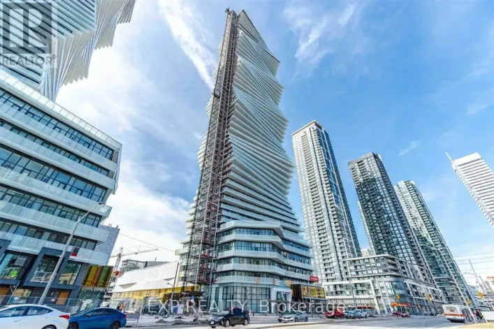 313 - 3900 CONFEDERATION PARKWAY, Mississauga