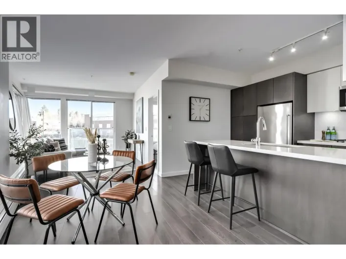 313 417 GREAT NORTHERN WAY, Vancouver