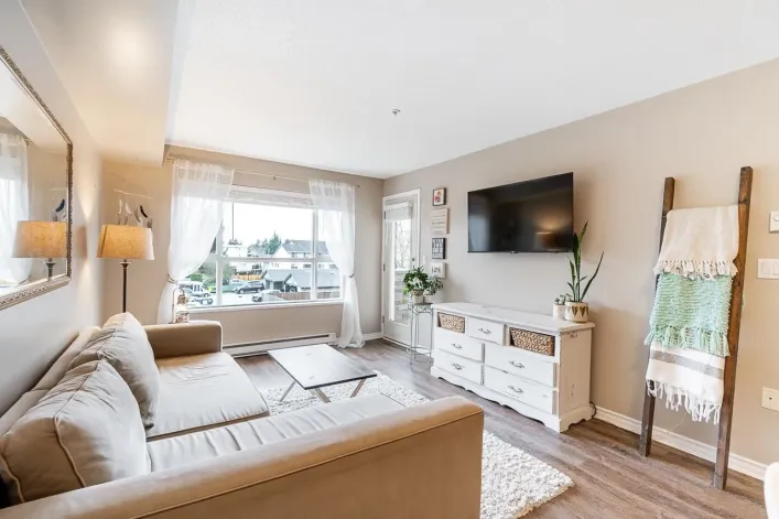 313 5465 203 STREET, Langley