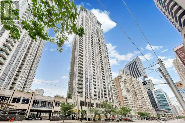 313 - 761 BAY STREET, Toronto