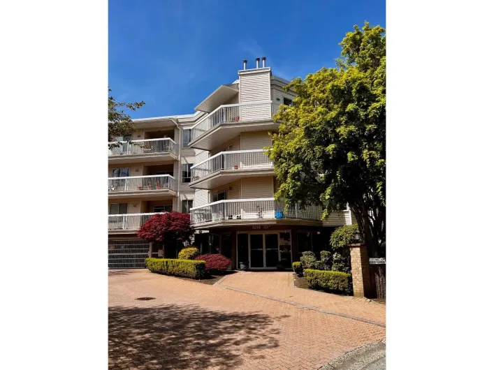 313 9299 121 STREET, Surrey