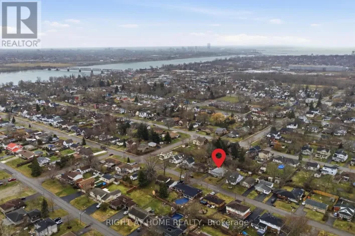 313 BOWEN ROAD, Fort Erie