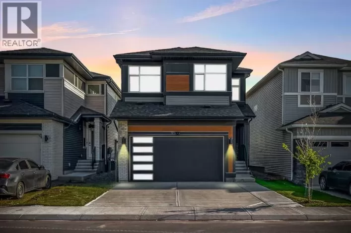 313 Corner Meadows Way NE, Calgary