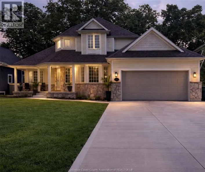 313 CRYSTAL BAY DRIVE, Amherstburg