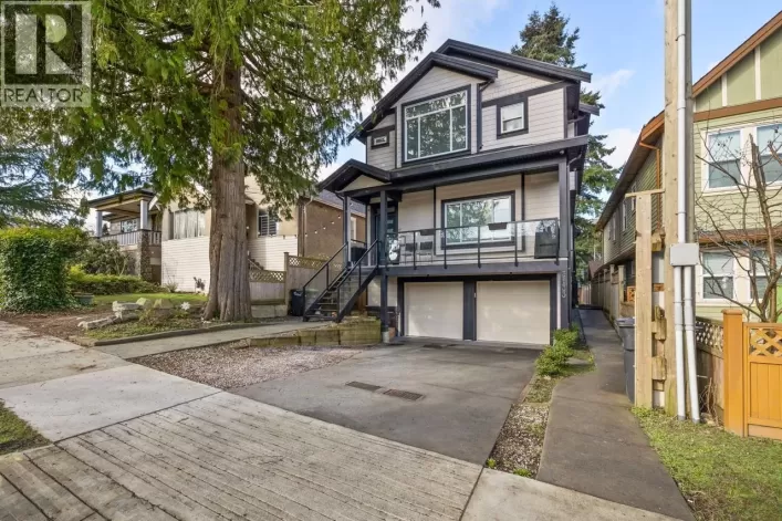 3133 GLEN DRIVE, Vancouver