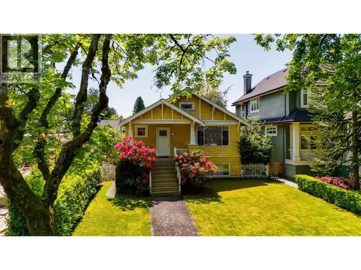 3136 W 11TH AVENUE, Vancouver