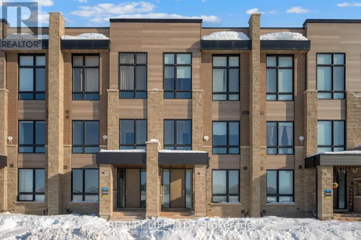 3137 MEADOWRIDGE DRIVE, Oakville