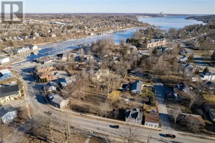 31,37 UNION STREET, Prince Edward County