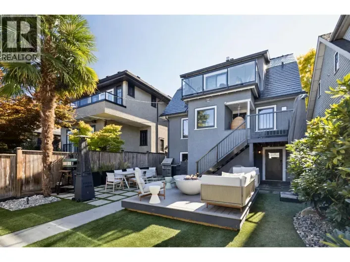3137 W 24TH AVENUE, Vancouver