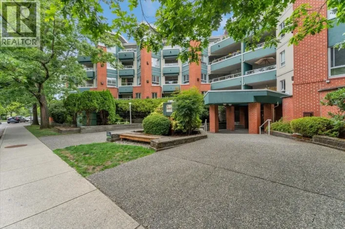 314 128 W 8TH STREET, North Vancouver