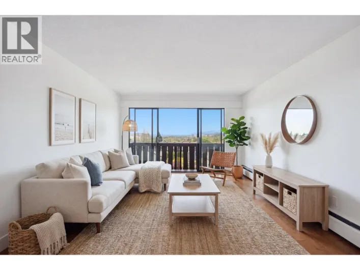 314 1345 CHESTERFIELD AVENUE, North Vancouver