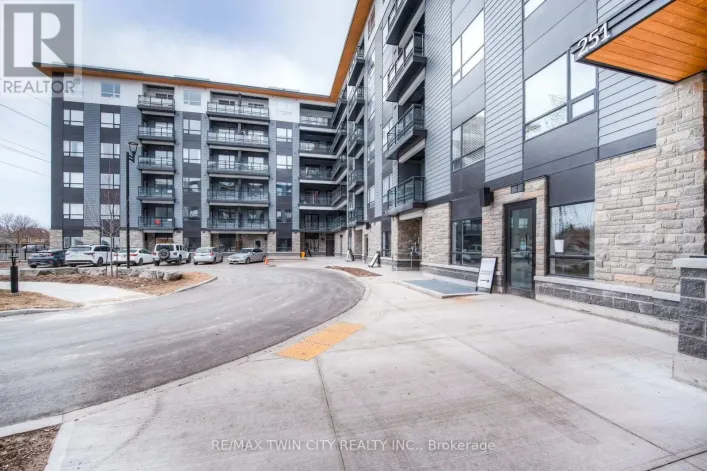314 - 251 NORTHFIELD DRIVE E, Waterloo