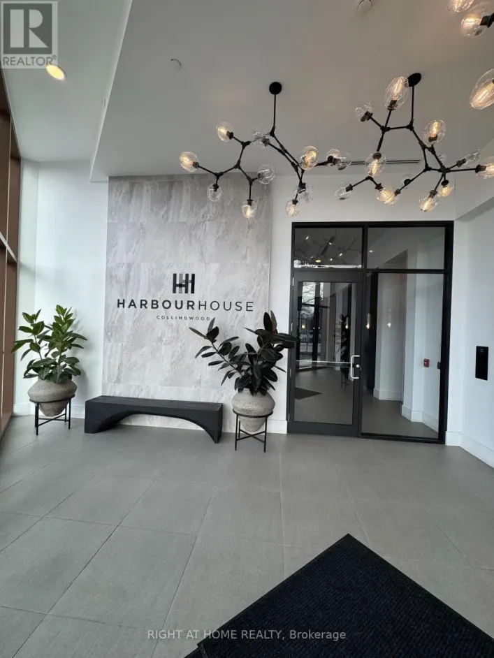 314 - 31 HURON STREET, Collingwood