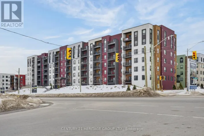 314 - 4 SPICE WAY, Barrie