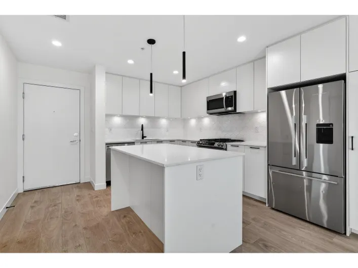 314 8380 200A STREET, Langley