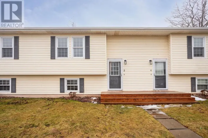 3-14 Marshall Street, Rustico