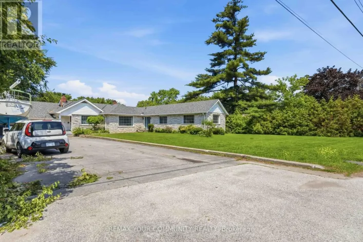 314 THE QUEENSWAY S, Georgina