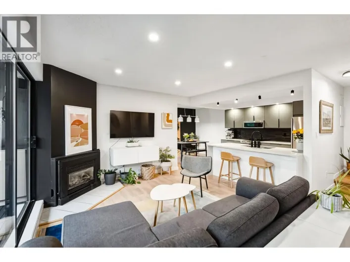 3146 MOUNTAIN HIGHWAY, North Vancouver