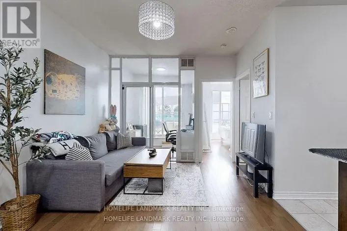 315 - 18 HOLMES AVENUE, Toronto