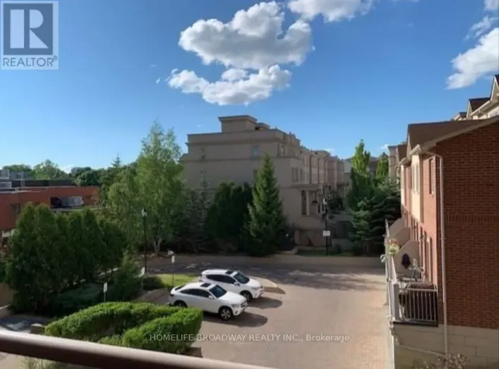 315 - 2 CLAIRTRELL ROAD, Toronto