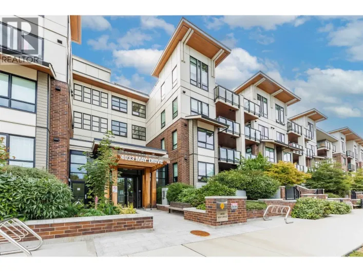 315 4033 MAY DRIVE, Richmond