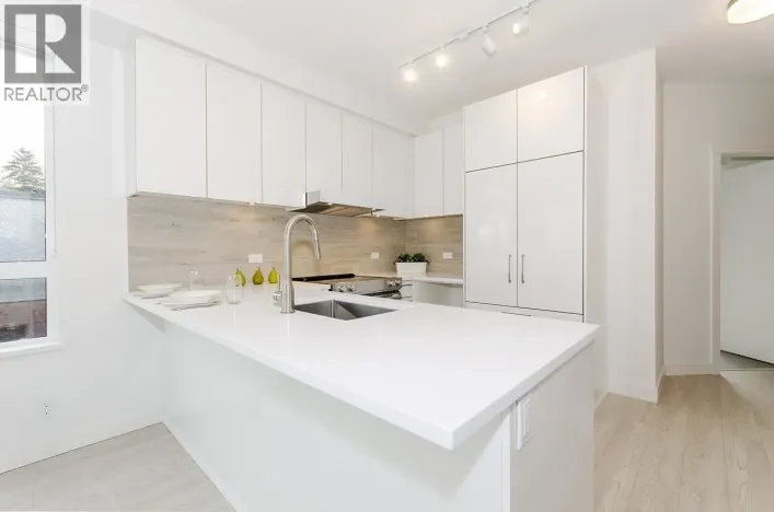 315 711 W 14TH STREET, North Vancouver
